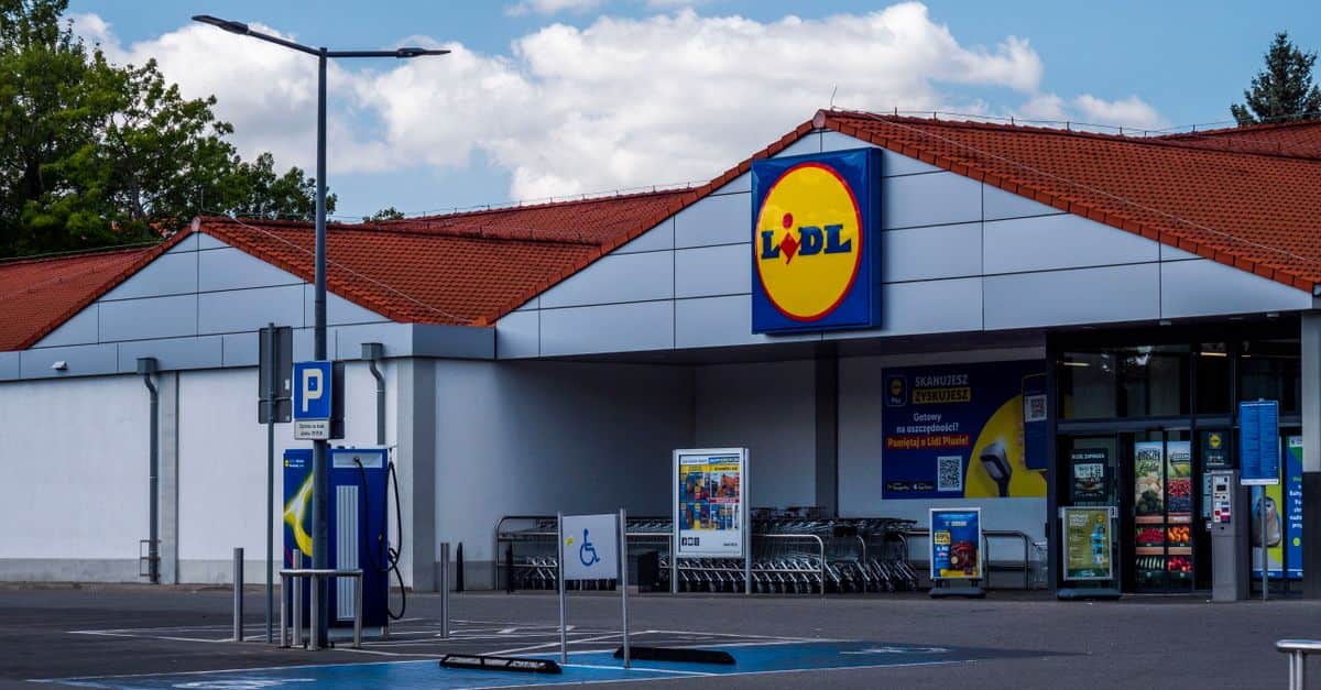 De ingang van een nieuwe Albert Heijn